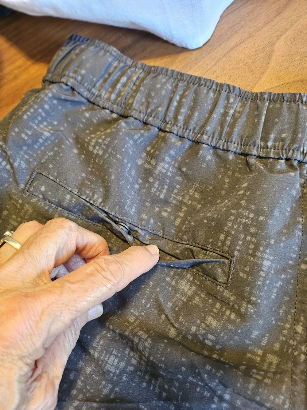 Uniqlo men grey